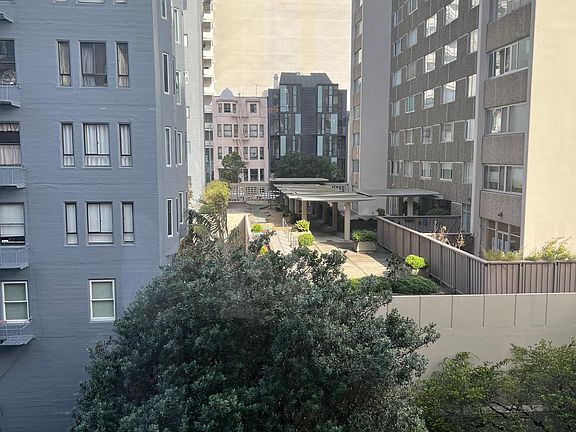 3rd image of 900 Bush St APT 602