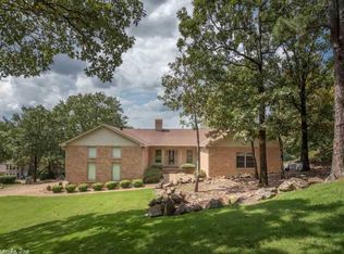 4 Pointe Vista Dr, Little Rock, AR 72212