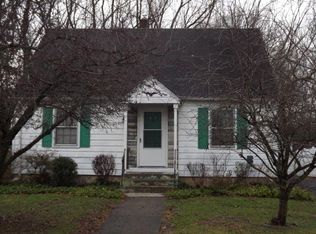 45 Hampton Rd, Elmira, NY 14904