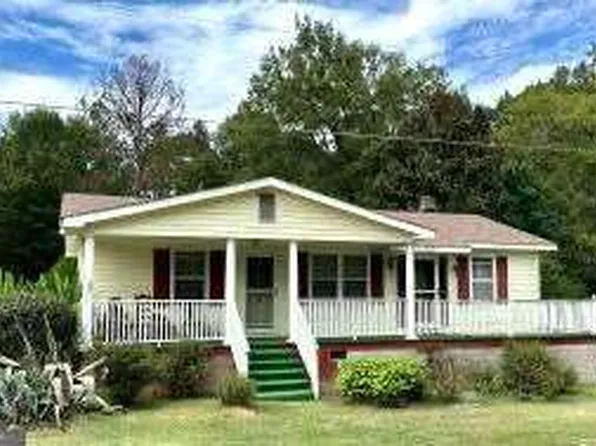 1045 Elam Dr, Lincolnton, GA 30817