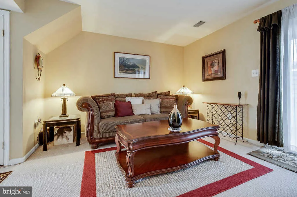 3101 Heathcote Rd photo 1