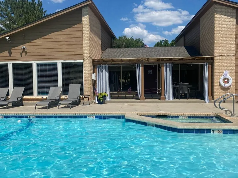 Jump on in! The pool is ready for you at Sheridan Square!