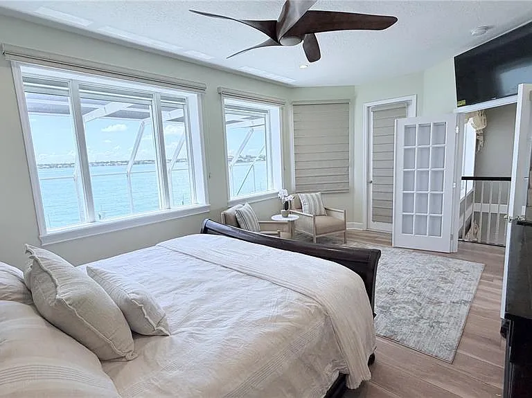 218 Sand Key Estates Dr — Photo 68