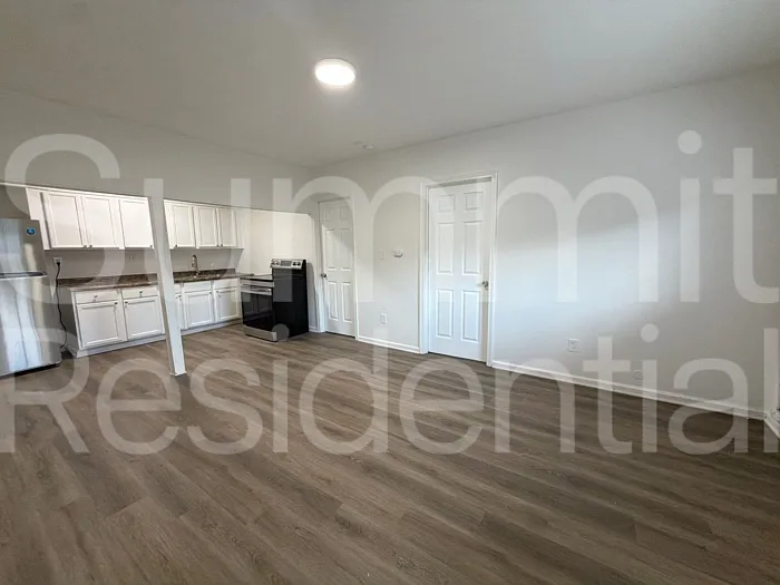 327 Laclede St #B — Photo 4