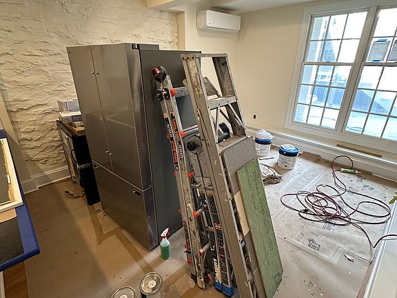 3rd image of 7924 Germantown Ave APT 1R