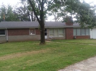 10 Northridge Hills Ct, Florissant, MO 63033