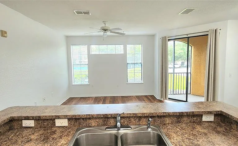 6171 Metrowest Blvd #107 — Photo 16
