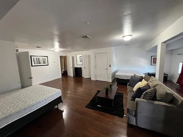 9033 Wall St #1 — Photo 33