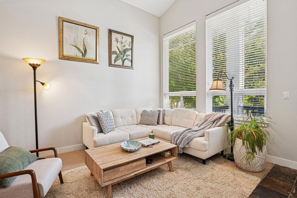 Apartment in Surrey, Sullivan, Newton - View 5