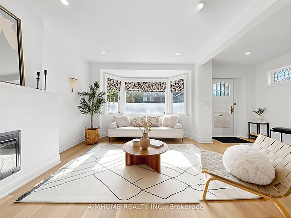 3rd image of 280 Fairlawn Ave