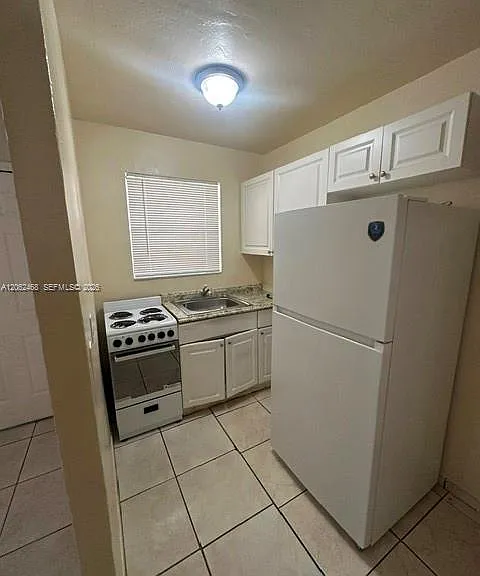 110 W 26th St #4 — Photo 3