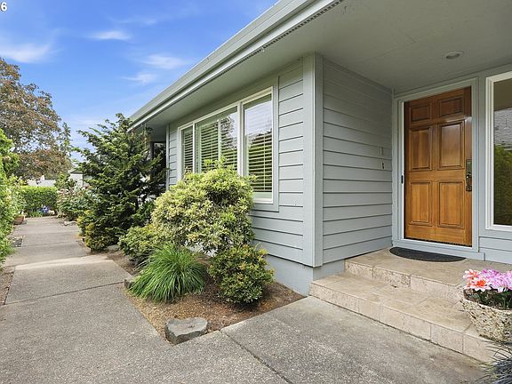 4th image of 7610 SW Arbor Glen Ct