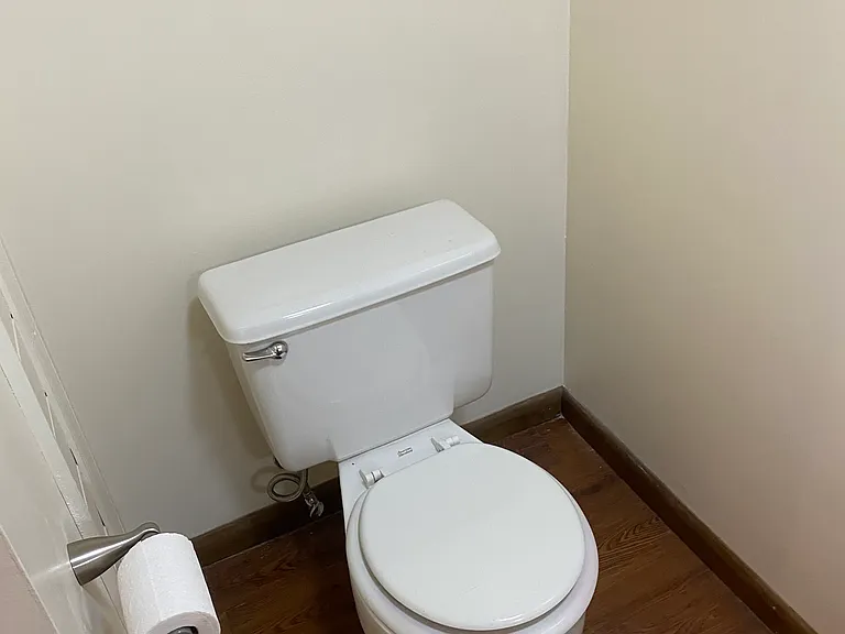 42 W South St #1 — Photo 5