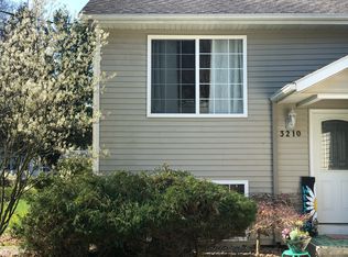 3210 Milo St NW, Grand Rapids, MI 49534