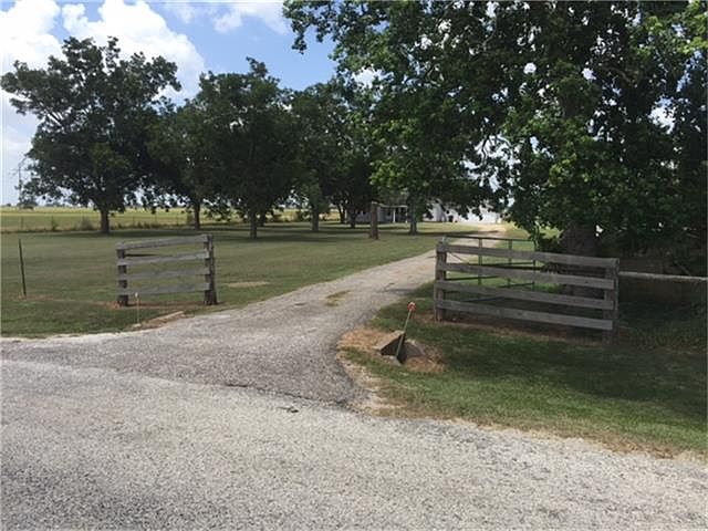 1st image of 1580 County Road 309