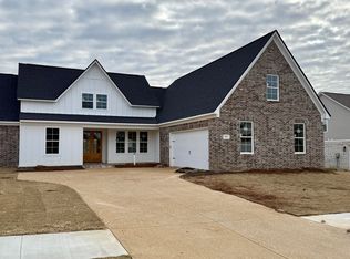 3162 Autumn Wind Dr, Hernando, MS 38632