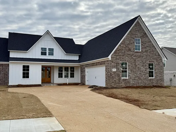 3162 Autumn Wind Dr, Hernando, MS 38632