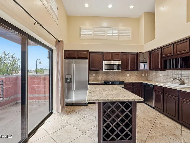 330 S Farmer Ave #126 — Photo 11