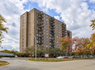 16400 N Park Dr APT 414, Southfield, MI