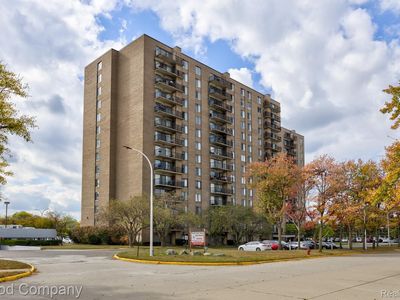 16400 N Park Dr APT 414, Southfield, MI, 48075