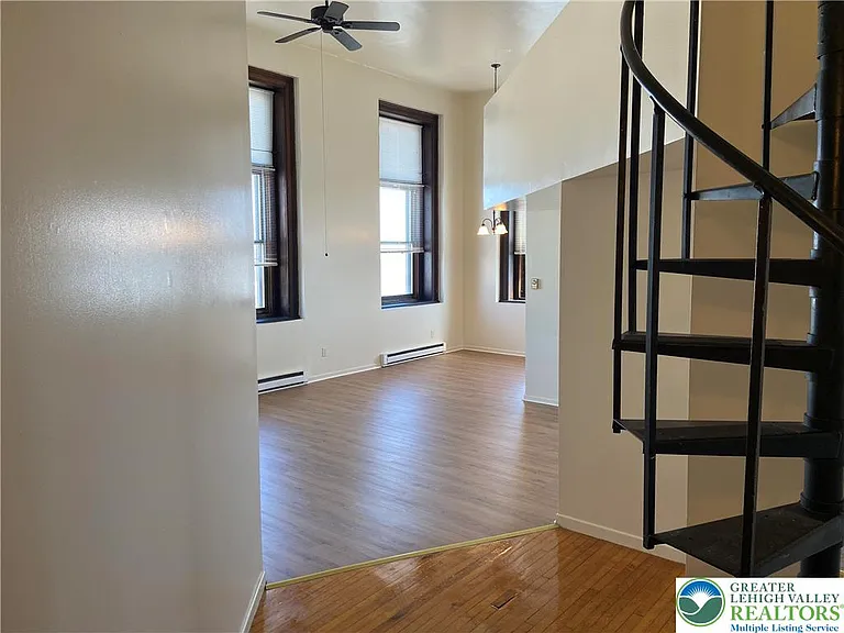 1236 Washington St #305 — Photo 2