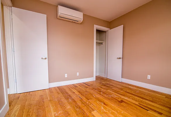 Rented by Nooklyn NYC LLC | media 45