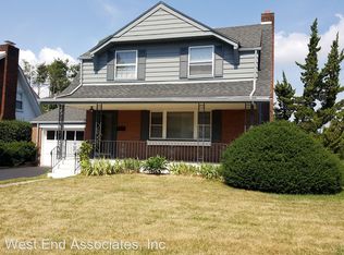 955 Evergreen St, Emmaus, PA 18049