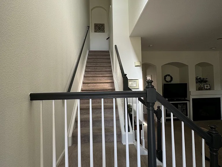 1652 Cherry Hills Ln — Photo 8