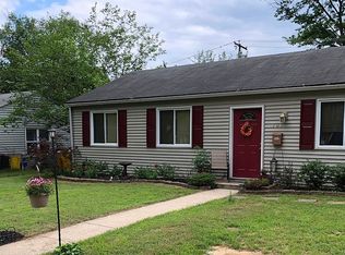 707 Berry Rd, Glen Burnie, MD 21061