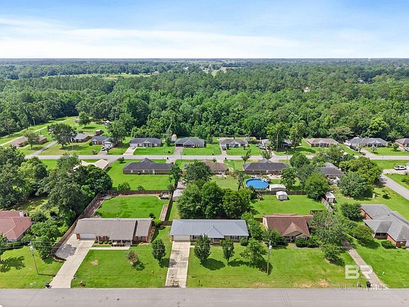 4th image of 19740 Sandstone Ln