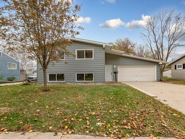 1614 8 1/2 Ave SE, Rochester, MN 55904