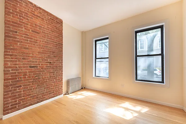 Rented by Corcoran | media 7