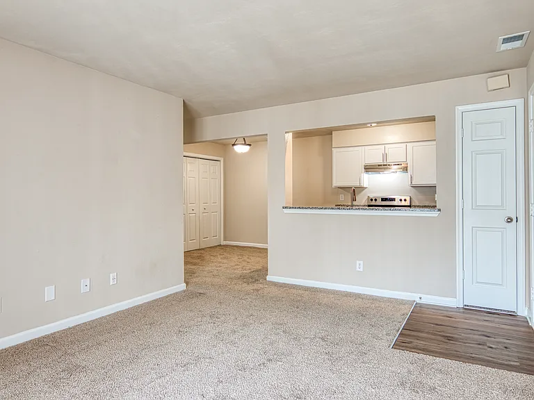 Summer Station Apartments Where Comfort Meets Coastal Living — Photo 56