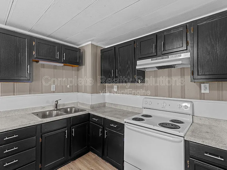 2724 Pasteur Ave — Photo 21