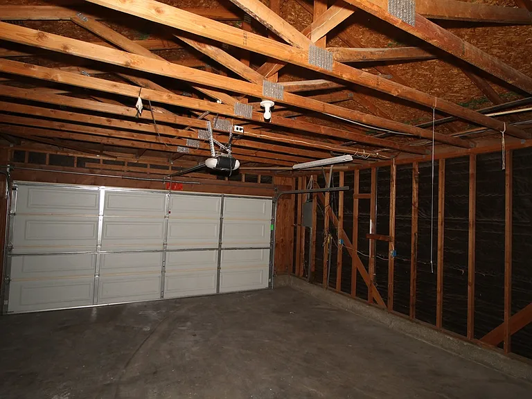 Higgins Rd — Photo 12