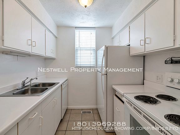 5th image of 4428 S Rosehaven Ct APT A