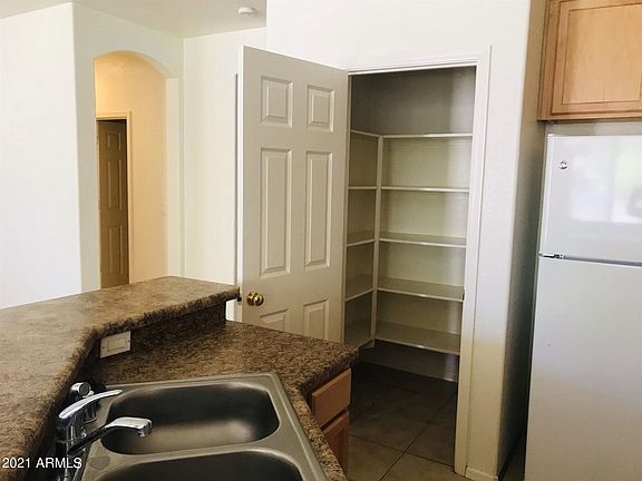 4th image of 8824 W Palmaire Ave