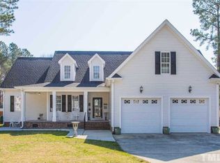 137 W Thicket Dr, Angier, NC 27501