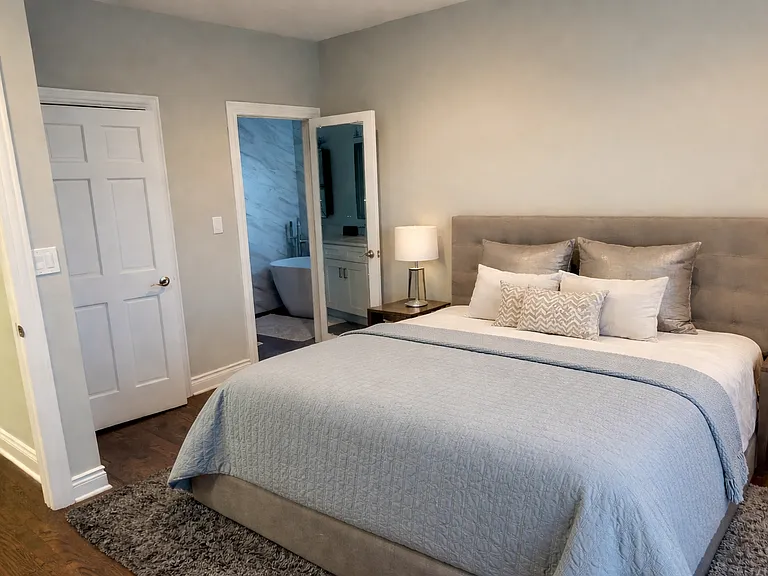 1828 W Berenice Ave — Photo 7
