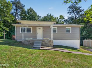 134 Pine Ridge Ln, Heiskell, TN 37754