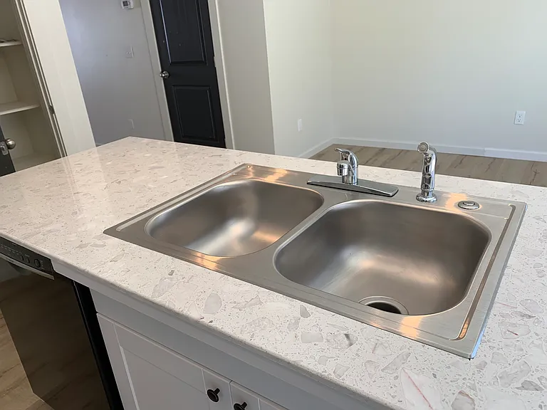 1220 S Ivy St #103 — Photo 7