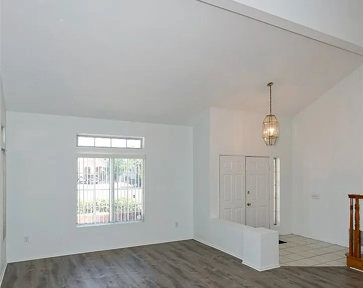 12529 Caballero Ct — Photo 20