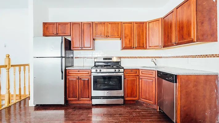 Rented by Nooklyn NYC LLC | media 2