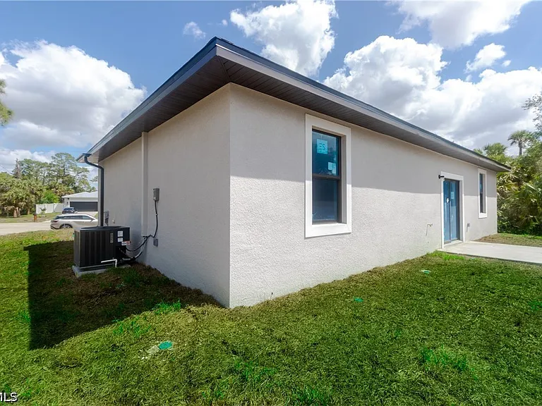 8009 Cod Ct — Photo 29