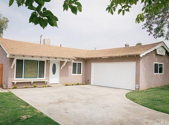 2nd image of 3970 San Benito St