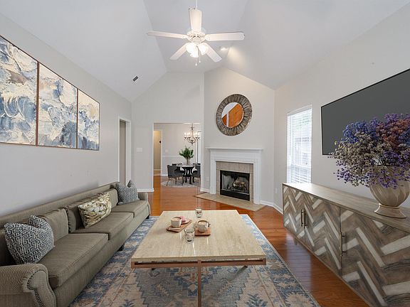 5th image of 339 Forest Lakes Dr