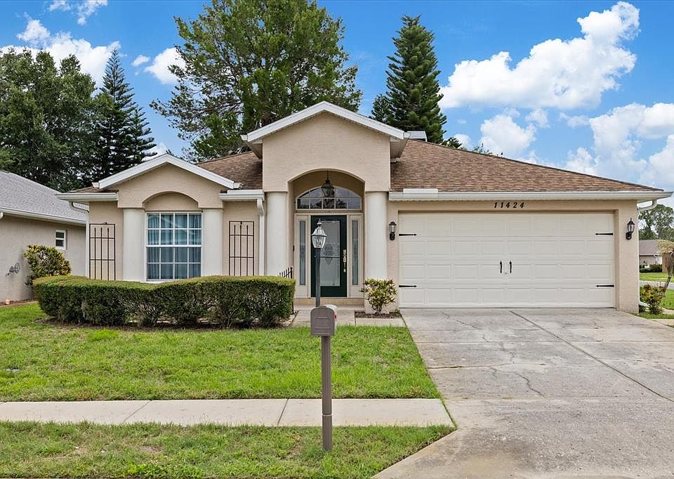 1st image of 11424 Dorian Ct