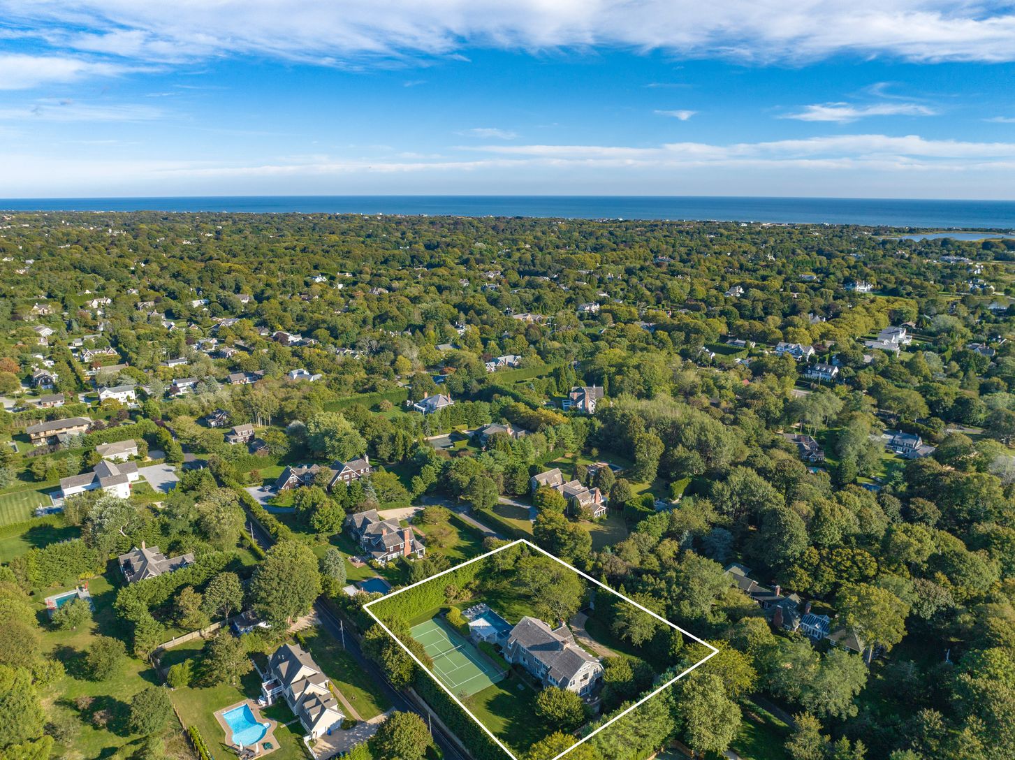 3 Artist Colony Ln in Southampton Out East