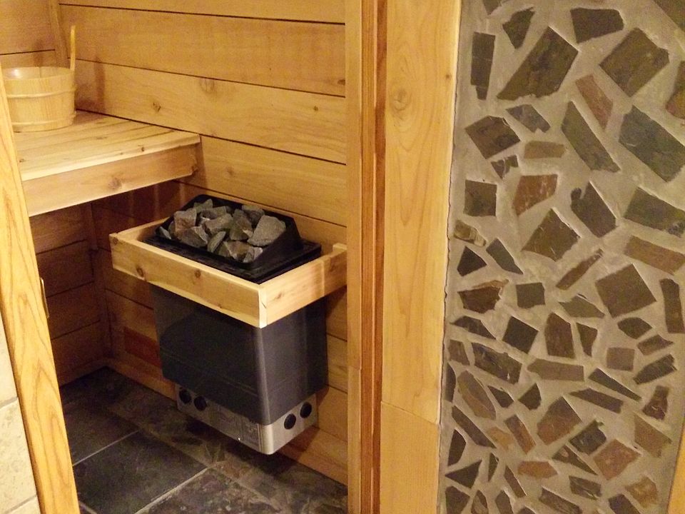 Cedar Sauna 
