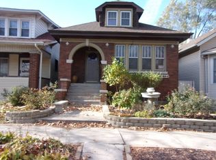 5444 S 74th Ave, Summit, IL 60501